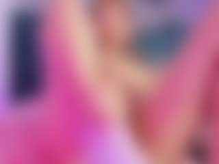 Live cam show with Peytonn-Monroe - Small Tits Brown Hair on SxyPornLive