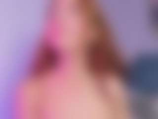 Live cam show with Teen Peytonn - Cute on Milfs Live