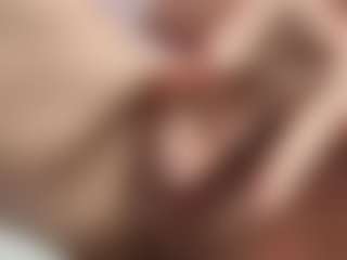 Live cam show with PeytonnPetite - Doggy on Adult Interactions