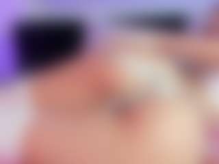 Live cam show with PeytonnPetite - Submissive on Camming Site