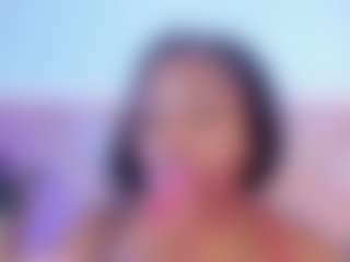 Live cam show with SophieSinclair - Oil on milfzrlive.com