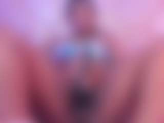 Live cam show with SophieSinclair - Twerk on Hubzter Live