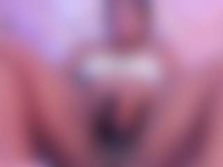 Live cam show with SophieSinclair - Tease Ebony on SxyPornLive | colombia