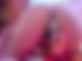 Live cam show with SophieSinclair - Oil on CamSodaAdn