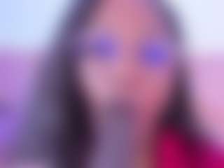 Live cam show with SophieSinclair - Blowjob Brown Hair on SpunkLive