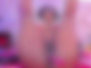 Live cam show with SophieSinclair - Big Tits on Strip Flash - Live Sex Shows