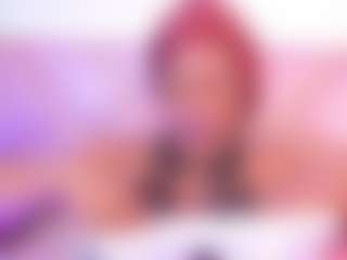 Live cam show with SophieSinclair - Show on Streamer API