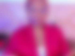 Live cam show with SophieSinclair - Ebony Lush on googirlz