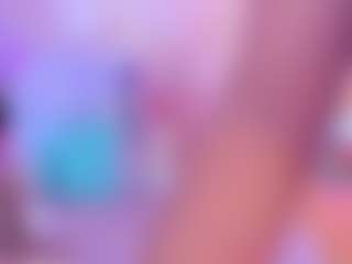 Live cam show with SophieSinclair - Ebony Petite on Camming Site