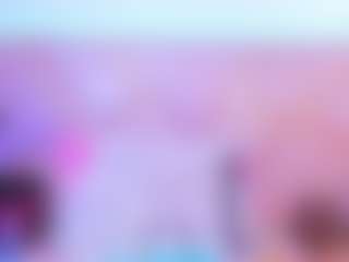 Live cam show with SophieSinclair - Black Amateur on Dare Cams