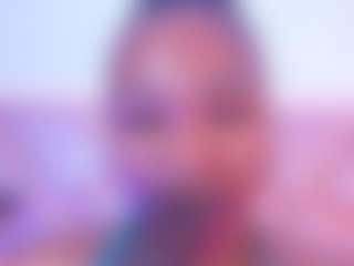 Live cam show with SophieSinclair - Show on xplaylive.com