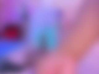 Live cam show with SophieSinclair - Ebony Blowjob on Fling VIP Chat