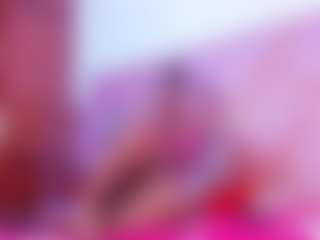 Live cam show with SophieSinclair - Black Petite on justonemore.cc