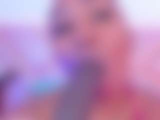 Live cam show with SophieSinclair - Black Blowjob on EXY