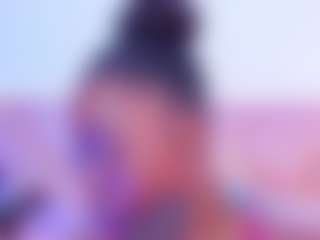 Live cam show with SophieSinclair - Curvy Small Tits on Camming Site