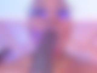 Live cam show with SophieSinclair - Hairy Pussy Teen (18+) on Fling VIP Chat