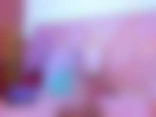Live cam show with SophieSinclair - Squirt on Camsoda
