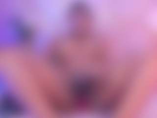 Live cam show with SophieSinclair - BBW College on Camsoda