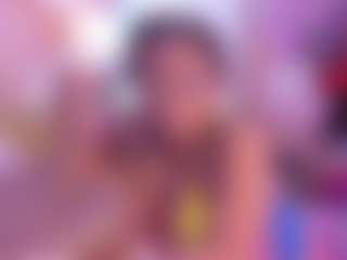 Live cam show with SophieSinclair - Ebony Squirt on Cam Slut