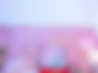Live cam show with SophieSinclair - Spank Brown Hair on Gym Cam Girls