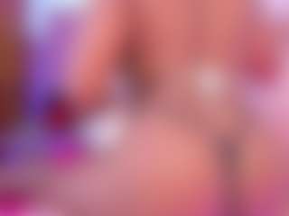 Live cam show with SophieSinclair - Ebony Petite on Camsoda | colombia