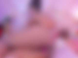 Live cam show with SophieSinclair - Athletic Teen (18+) on Camsoda