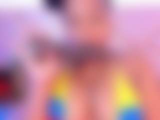 Live cam show with SophieSinclair - Athletic BBW on crypto-cams