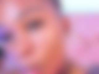 Live cam show with SophieSinclair - BBW on Camsoda