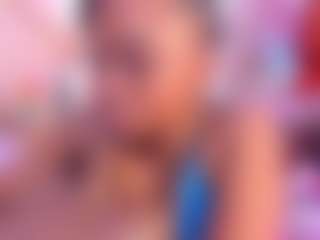 Live cam show with SophieSinclair - Black Petite on liverealitysex.com