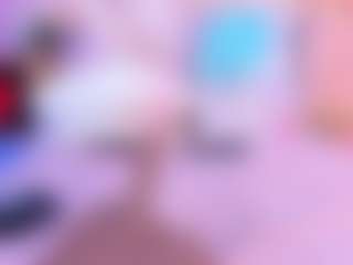 Live cam show with SophieSinclair - Strip Black on crypto-cams