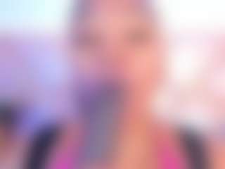 Live cam show with SophieSinclair - Petite on makecum.org