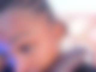 Live cam show with SophieSinclair - Brown Hair Toys on Free Soda