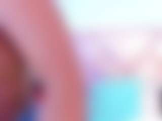 Live cam show with SophieSinclair - Brown Hair Petite on TeamSkeetLive