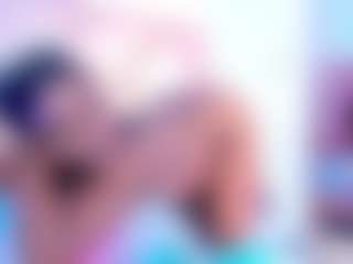 Live cam show with SophieSinclair - Curvy Young Adult on xplaylive.com