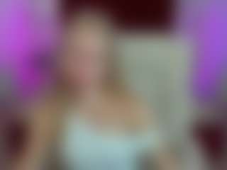 Live cam show with AlinaBlond - Green Eyes on livesuperchat.net