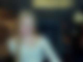 Live cam show with AlinaBlond - Flashing on SinfulBabes