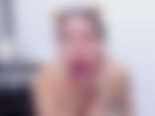 brittanyy20's Live Sex Cam Show