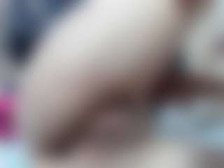 Live cam show with brittanyy20 - Double Penetration on Mixed Magazine Live