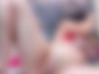 Live cam show with brittanyy20 - Green Eyes on SinfulBabes