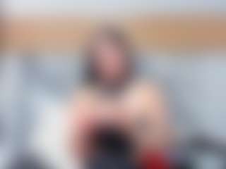 Live cam show with brittanyy20 - Striptease on Soda Cam