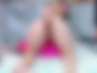 Live cam show with brittanyy20 - Facial Piercings on Camsoda