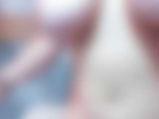 Live cam show with brittanyy20 - Green Eyes on madthumbs