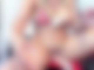 Live cam show with brittanyy20 - Green Eyes on Camsoda