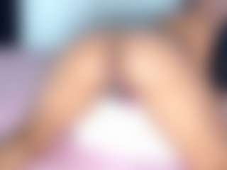 Live cam show with gabie-rosse - Shaved on SquirtSoMuch