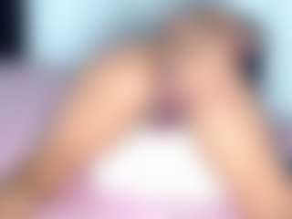 Live cam show with gabie-rosse - Ride on SquirtSoMuch