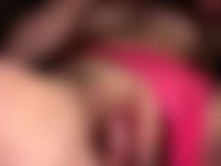 Live cam show with Scarleethot - Facial Piercings on xxxlivecams.org