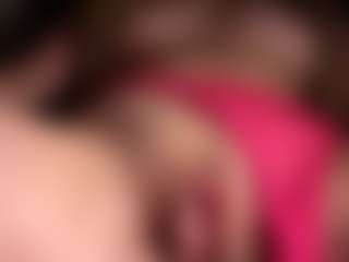 Live cam show with Scarleethot - Big Tits Small Tits on galaxygirlnitro.com