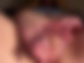 Live cam show with Scarleethot - Hairy Pussy Brown Hair on UwU Esports