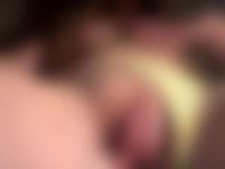 Scarleethot's Live Sex Cam Show