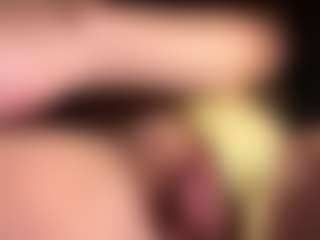 Scarleethot's Live Sex Cam Show
